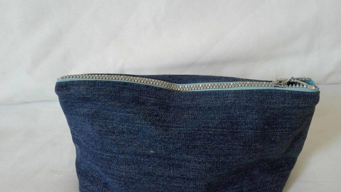 trousse , recyclage d’un jean’s